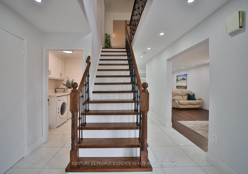 3596-nutcracker-drive-mississauga-ontario-w13617392