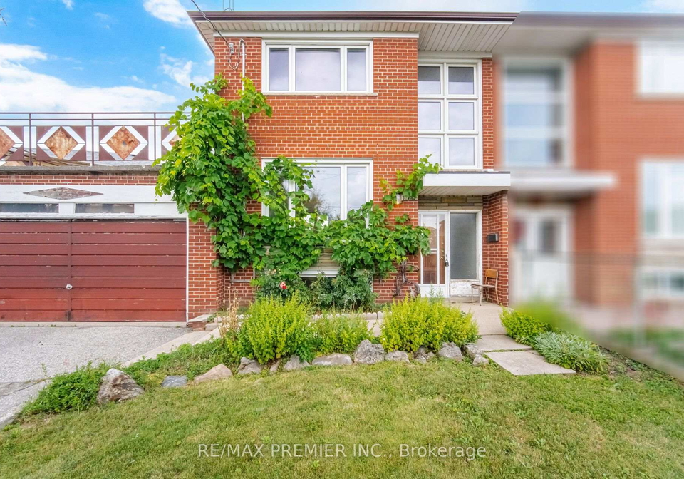 148-giltspur-drive-toronto-york-ontario-w13617478