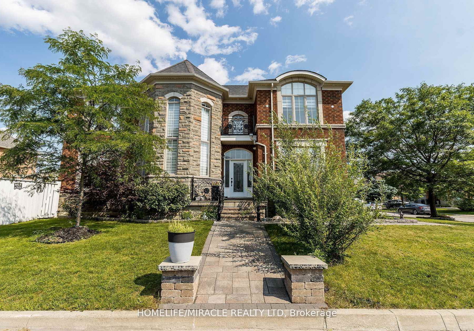 19-valleyside-trail-brampton-ontario-w13617526