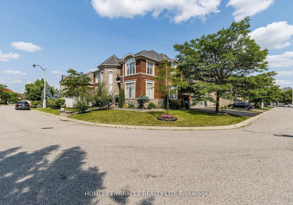 19-valleyside-trail-brampton-ontario-w13617526