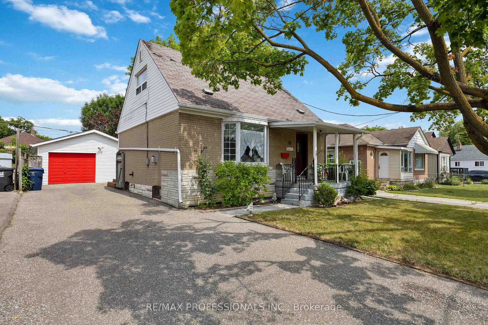 15-huntsmoor-road-toronto-etobicoke-ontario-w13617604