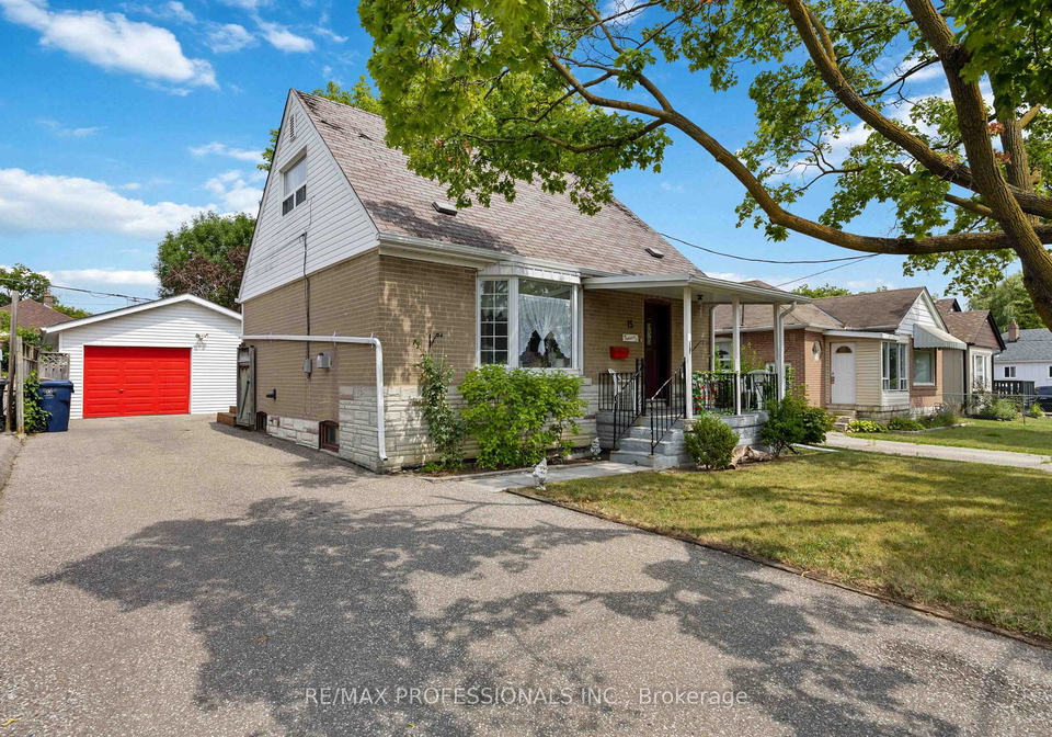 15-huntsmoor-road-toronto-etobicoke-ontario-w13617604