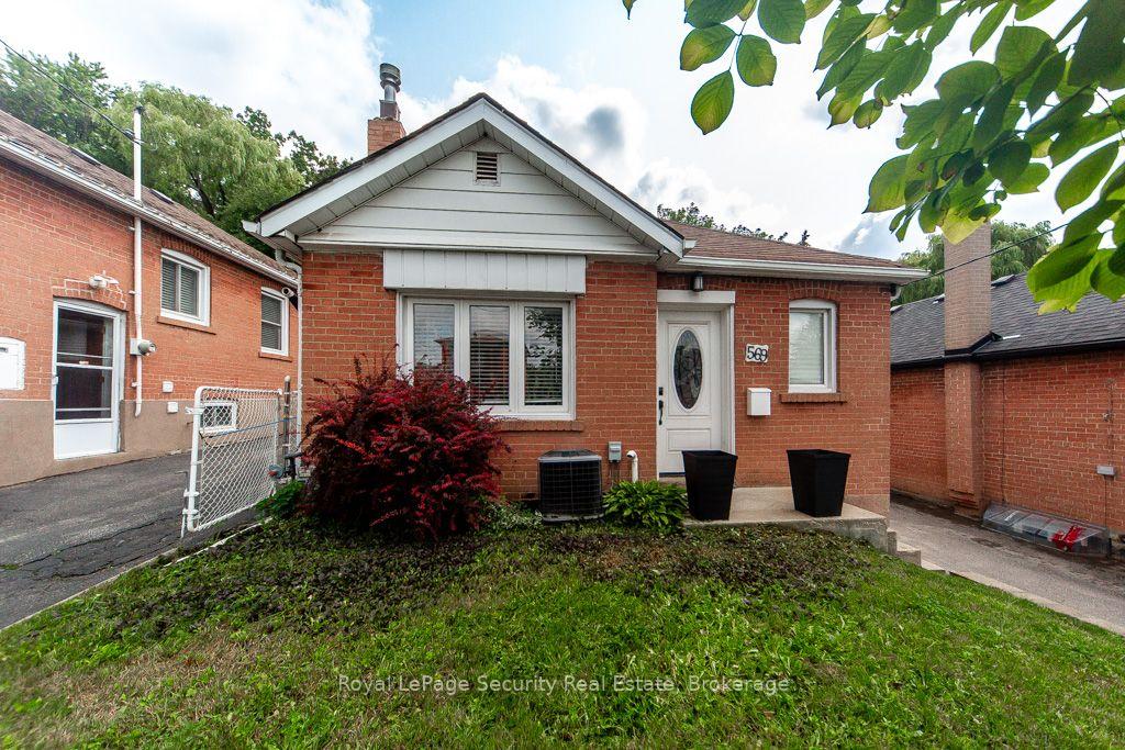 569-mcroberts-avenue-toronto-toronto-ontario-w13617650