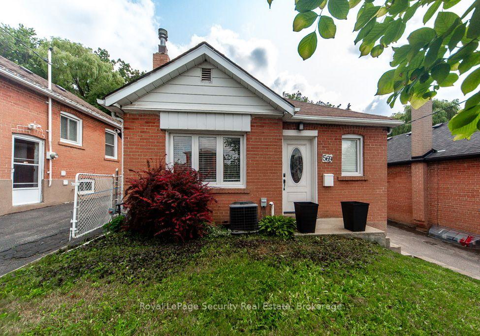 569-mcroberts-avenue-toronto-toronto-ontario-w13617650