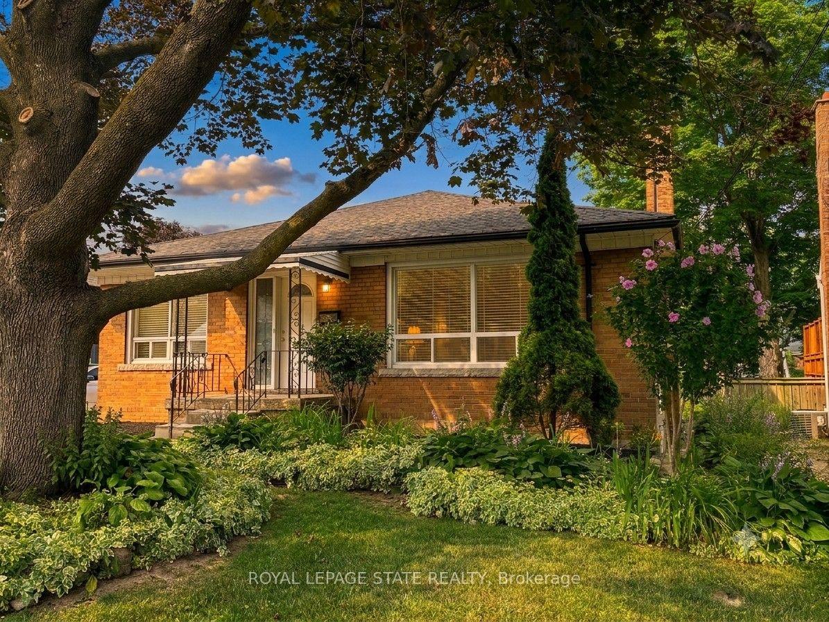 20-lloyd-manor-road-toronto-etobicoke-ontario-w13617984
