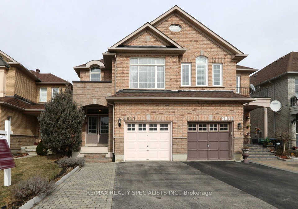 5817-questman-hollow-mississauga-ontario-w13618016