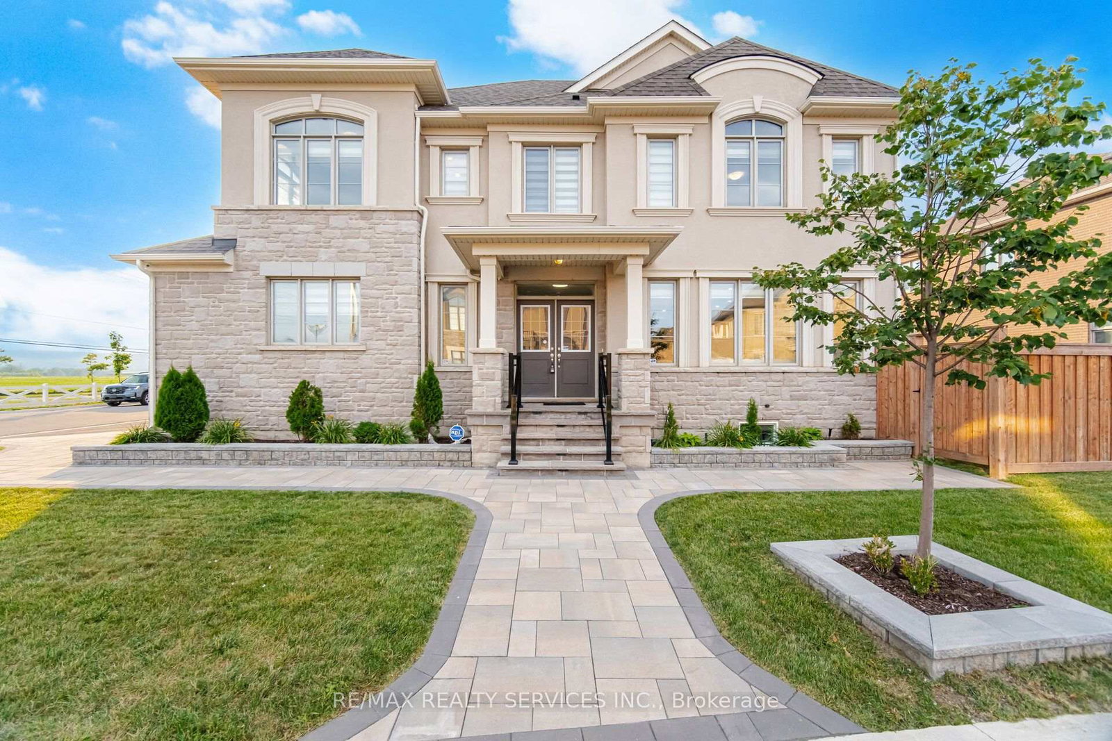 542-boyd-lane-milton-ontario-w13618022