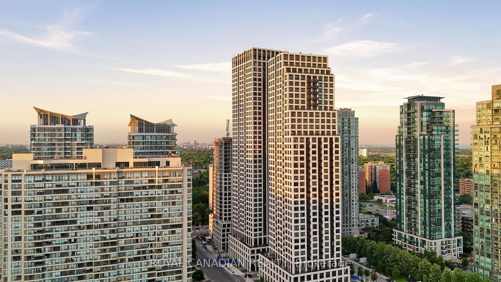 30-elm-drive-w-mississauga-ontario-w13618056