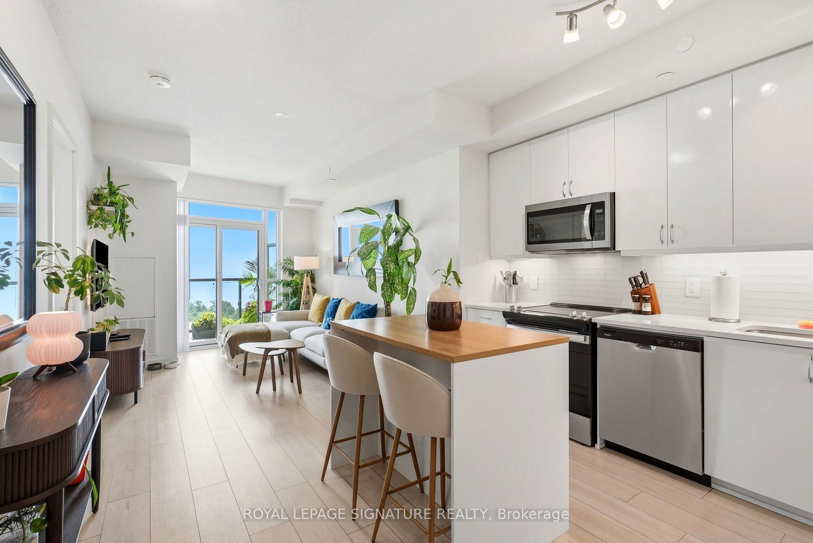 38-annie-craig-drive-toronto-etobicoke-ontario-w13618088