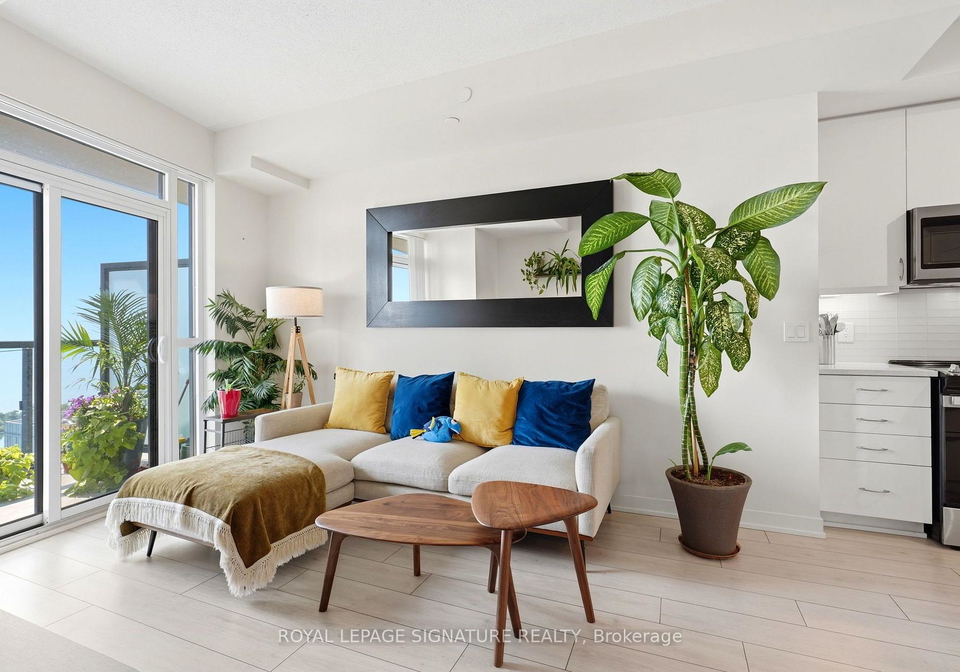38-annie-craig-drive-toronto-etobicoke-ontario-w13618088
