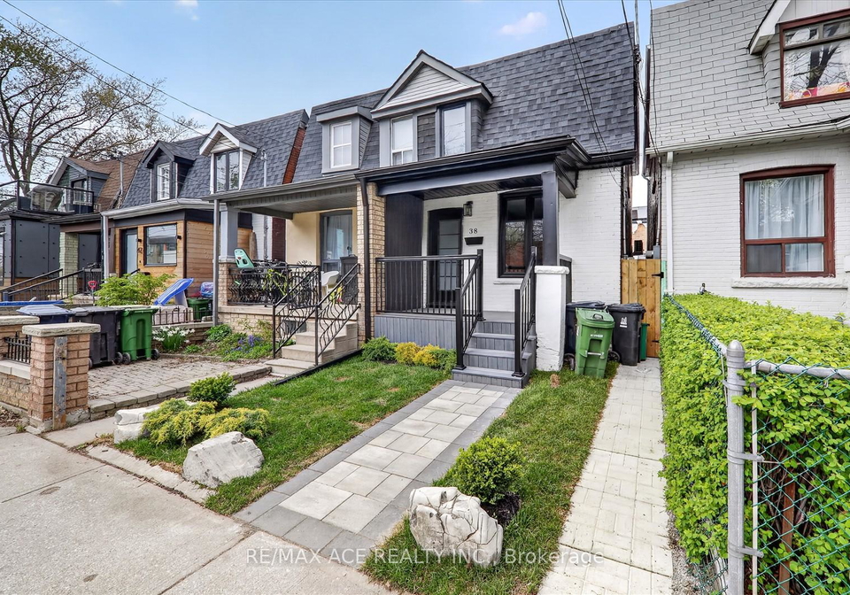 38-pelham-avenue-toronto-toronto-ontario-w13618096