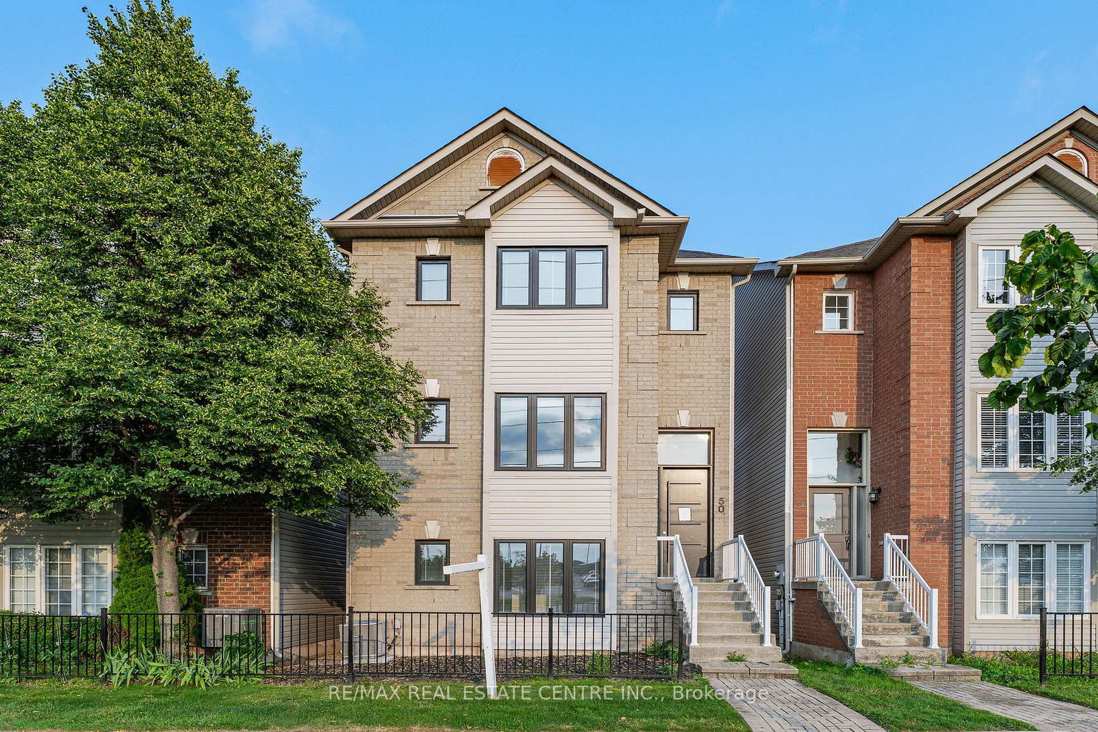 5090-fairview-street-burlington-ontario-w13618212