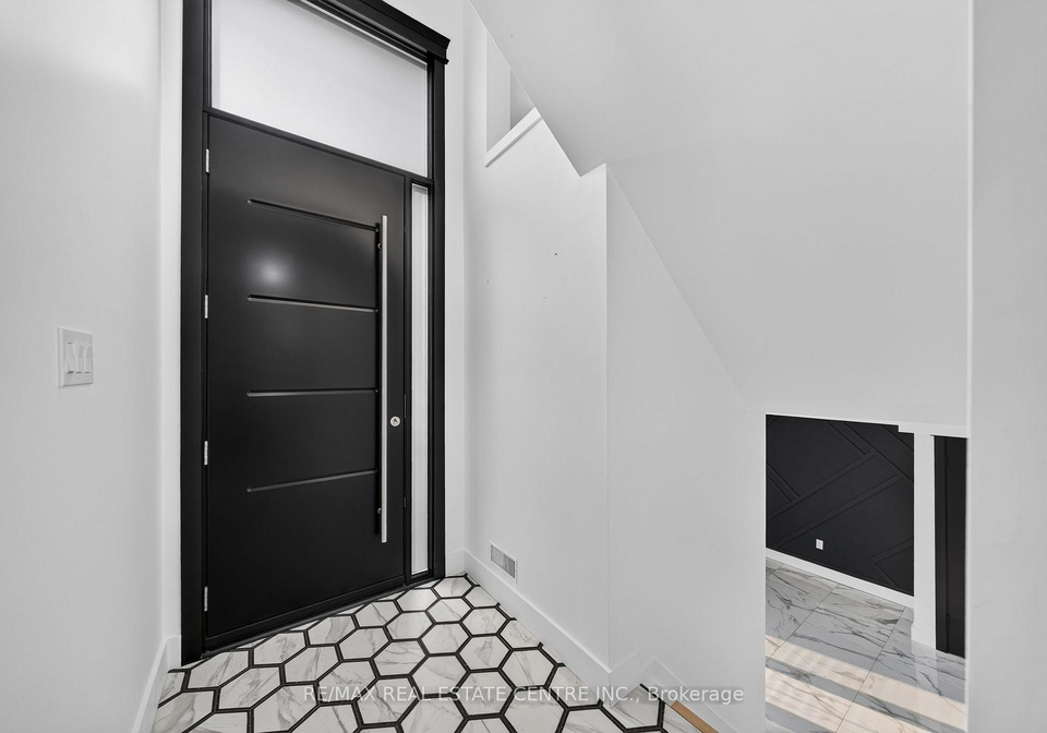 5090-fairview-street-burlington-ontario-w13618212