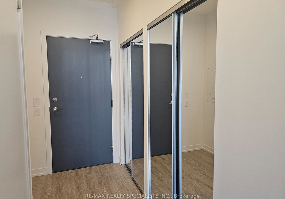 2485-eglinton-avenue-w-mississauga-ontario-w13618278