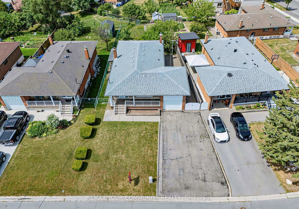 20-linthurst-avenue-toronto-york-ontario-w13618280