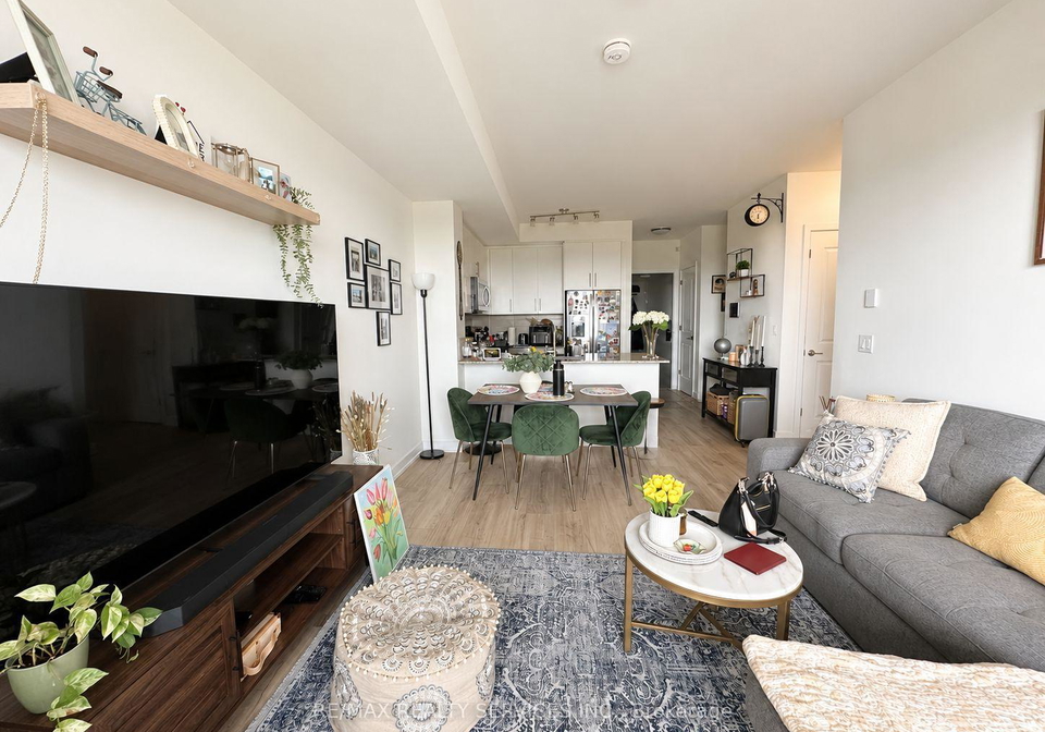 345-wheat-boom-drive-oakville-ontario-w13618318