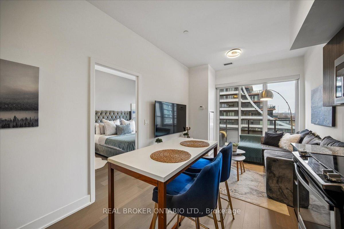 20-shore-breeze-drive-toronto-etobicoke-ontario-w13618398