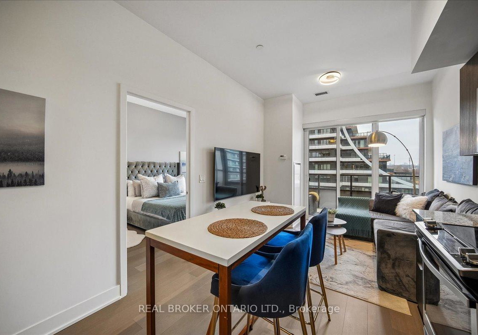 20-shore-breeze-drive-toronto-etobicoke-ontario-w13618398