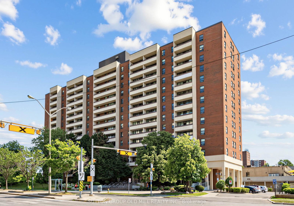 455-sentinel-road-toronto-york-ontario-w13618502