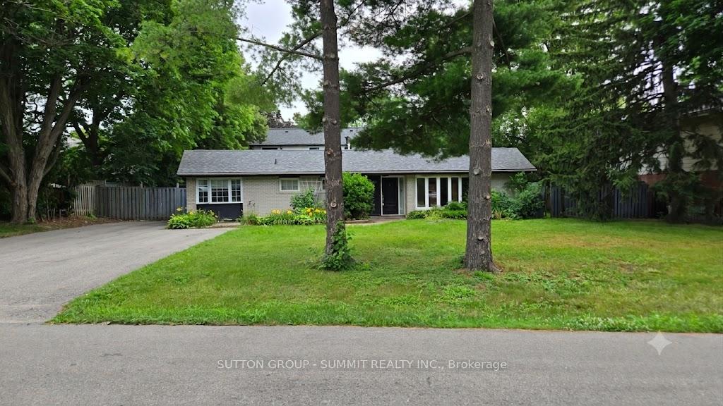1065-bomorda-drive-oakville-ontario-w13618804