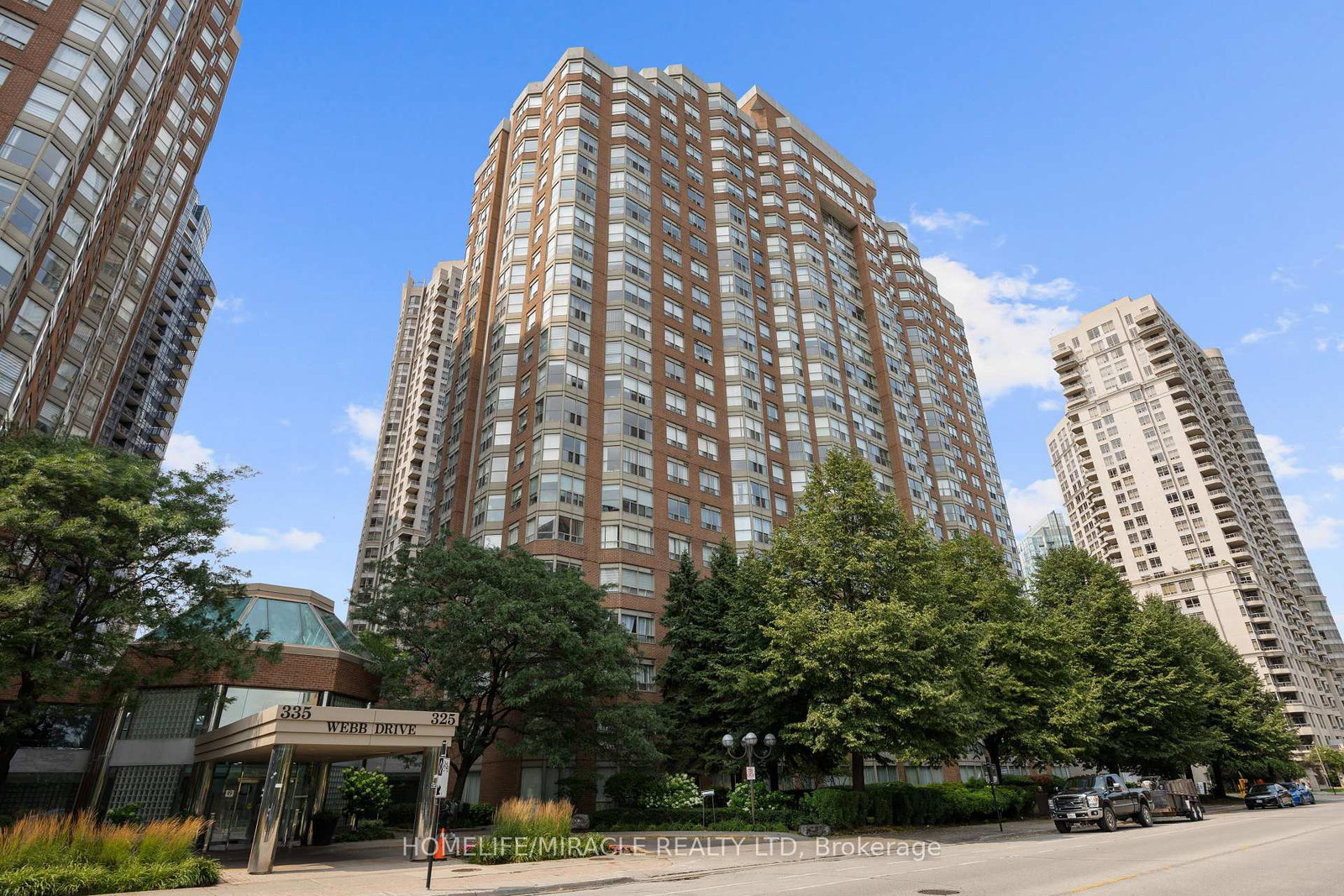 325-webb-drive-mississauga-ontario-w13619070