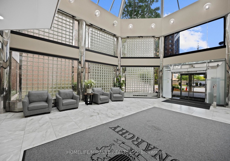 325-webb-drive-mississauga-ontario-w13619070