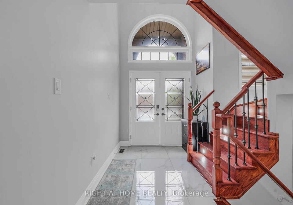 86-whitehouse-crescent-brampton-ontario-w13619094