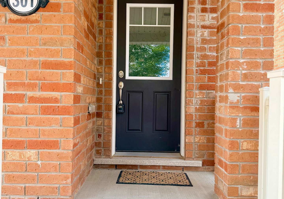 301-gillett-point-milton-ontario-w13619142