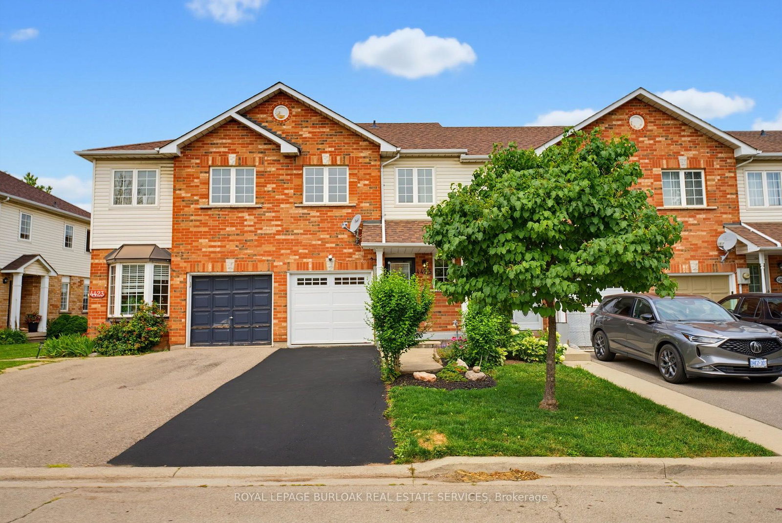 4425-peter-drive-burlington-ontario-w13619316