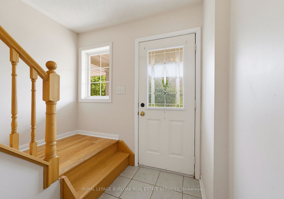 4425-peter-drive-burlington-ontario-w13619316