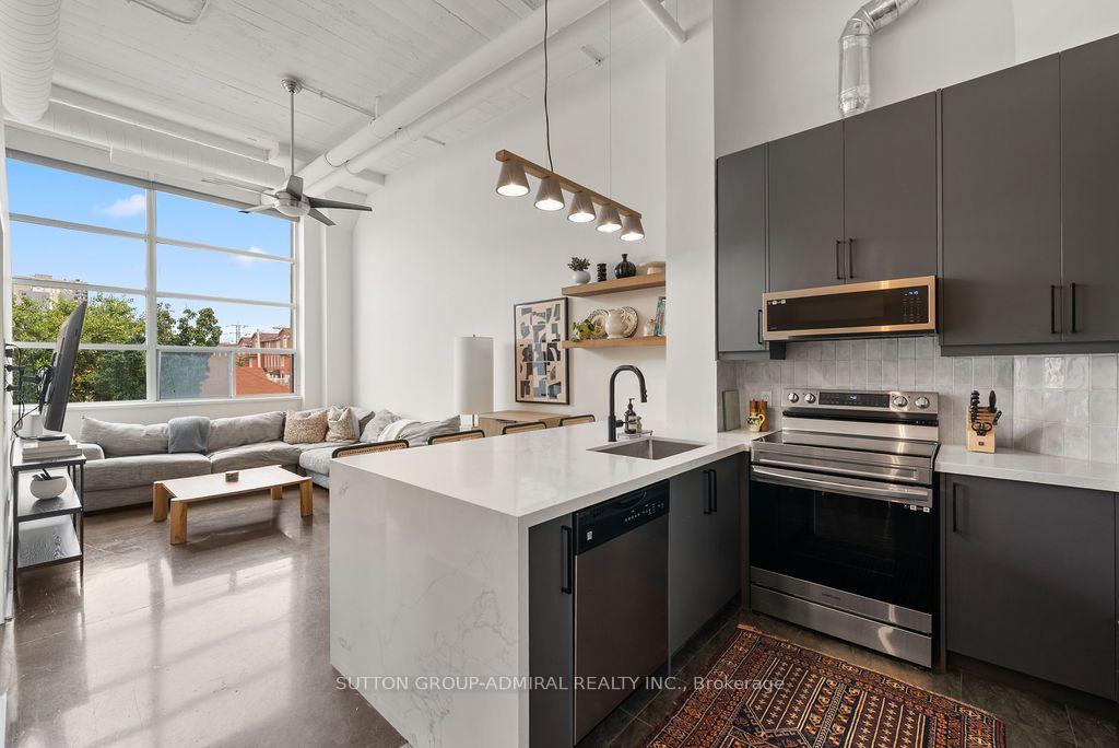 1001-roselawn-avenue-toronto-north-york-ontario-w13619408