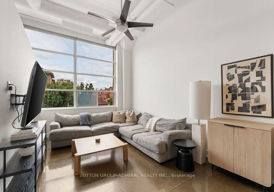 1001-roselawn-avenue-toronto-north-york-ontario-w13619408