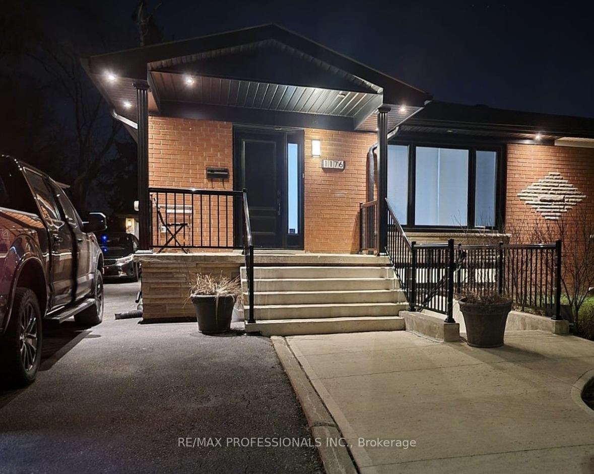 1176-alexandra-avenue-mississauga-ontario-w13619438
