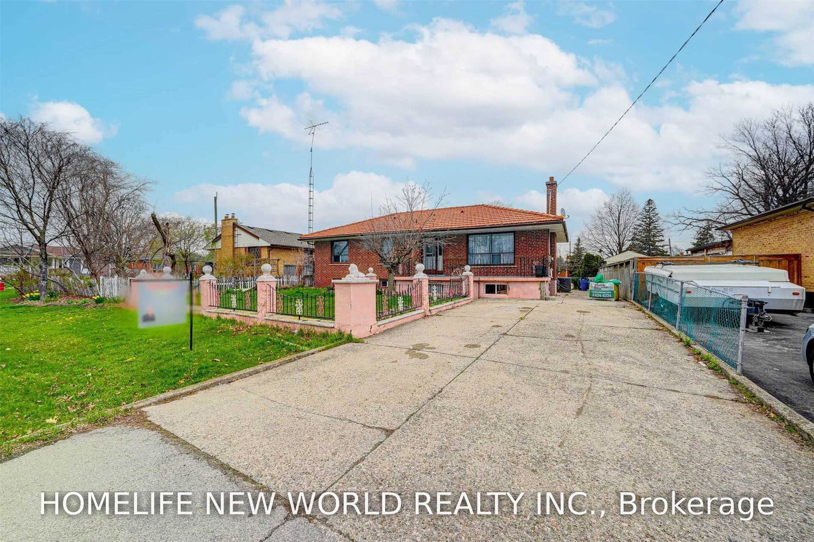 349-woodale-avenue-oakville-ontario-w13619474
