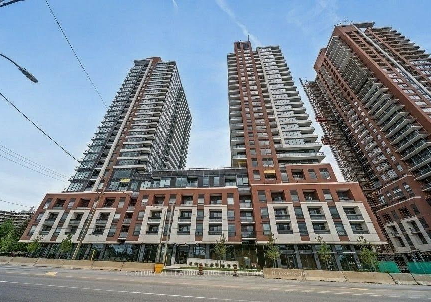 4010-eglinton-avenue-w-toronto-etobicoke-ontario-w13619628