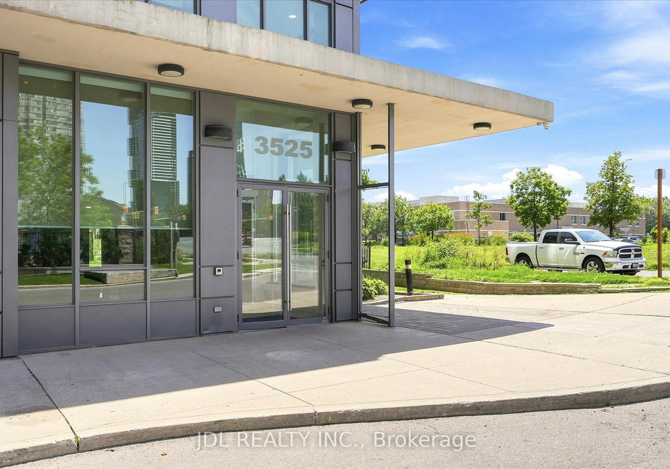 3525-kariya-drive-mississauga-ontario-w13619634