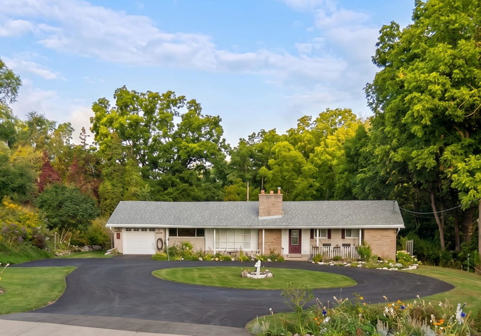 400-maple-avenue-halton-hills-ontario-w13619700