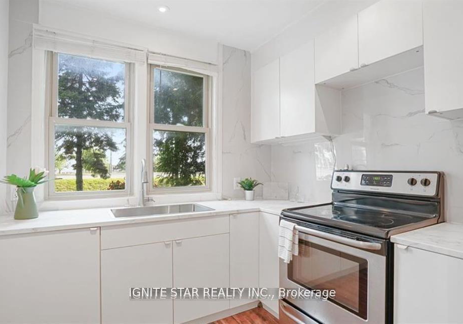 1136-bronte-road-oakville-ontario-w13619750