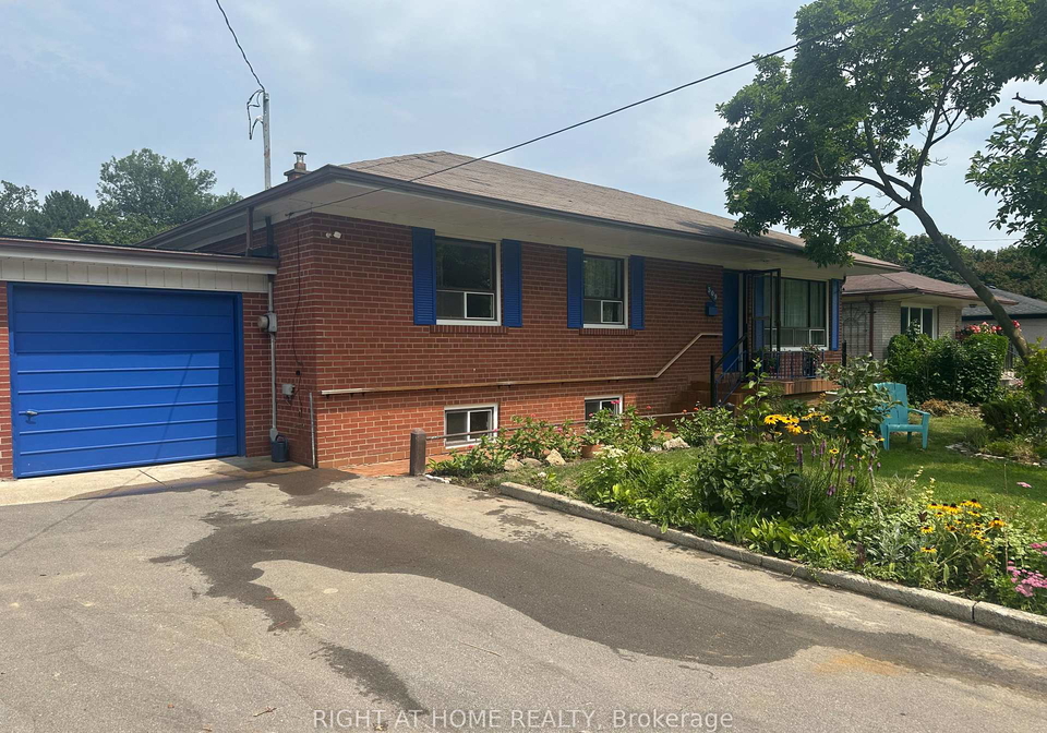 309-queen-mary-drive-oakville-ontario-w13619834