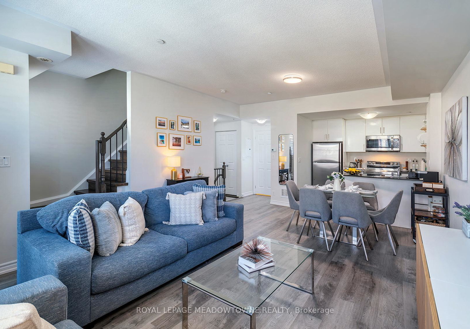 10-carnation-avenue-toronto-etobicoke-ontario-w13619936