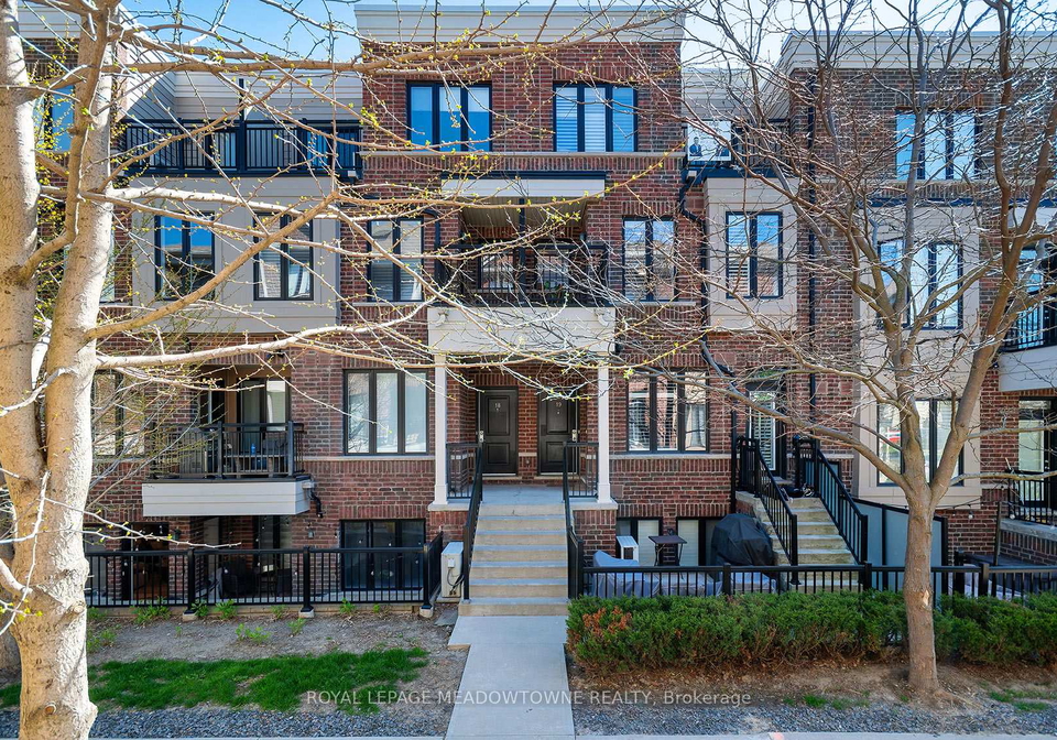 10-carnation-avenue-toronto-etobicoke-ontario-w13619936