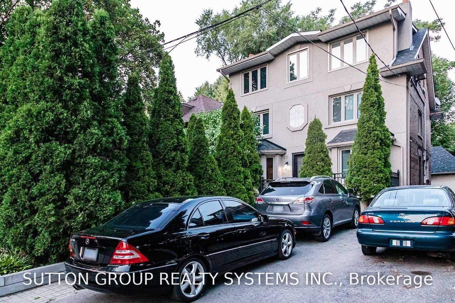 27-indian-grove-toronto-toronto-ontario-w13620210