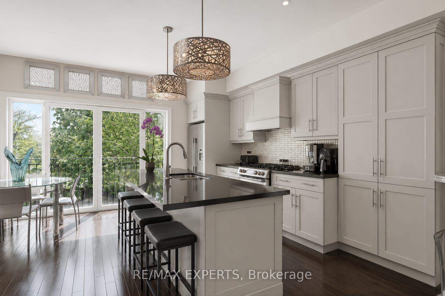 22-matthew-court-toronto-etobicoke-ontario-w13620620