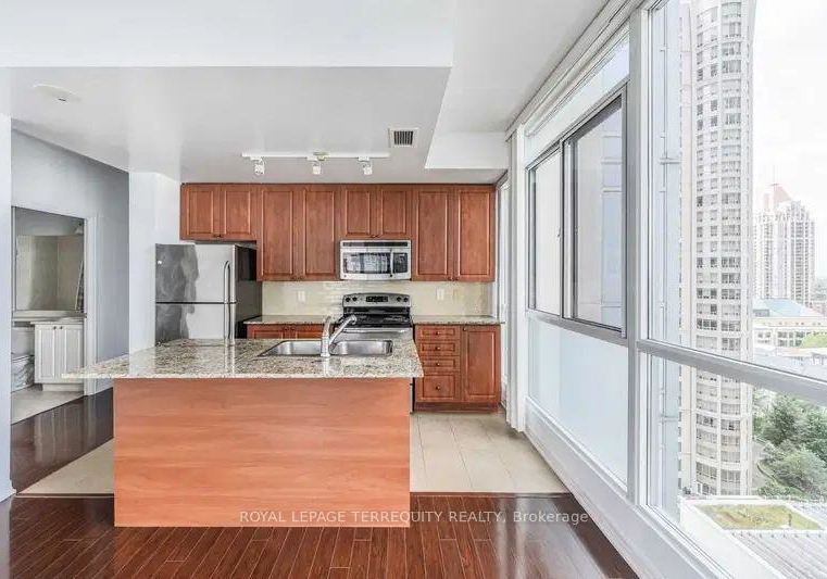 225-webb-drive-mississauga-ontario-w13620800