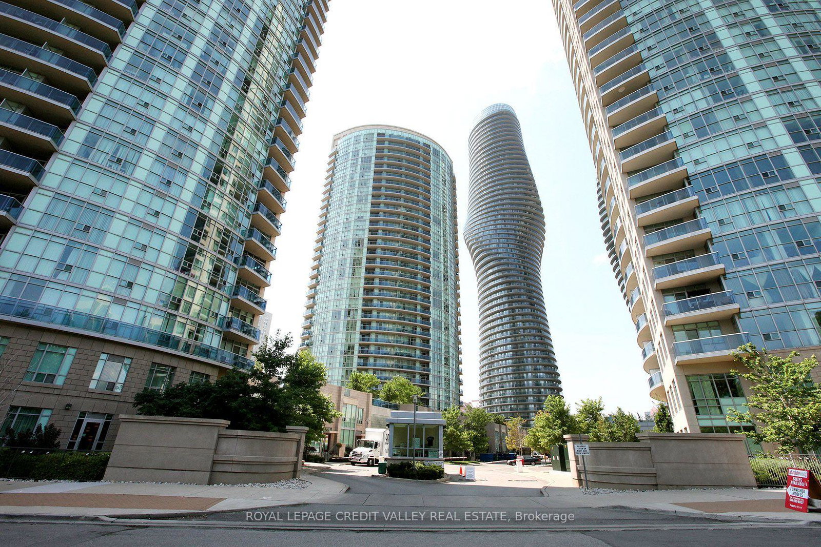 70-absolute-avenue-mississauga-ontario-w13620826
