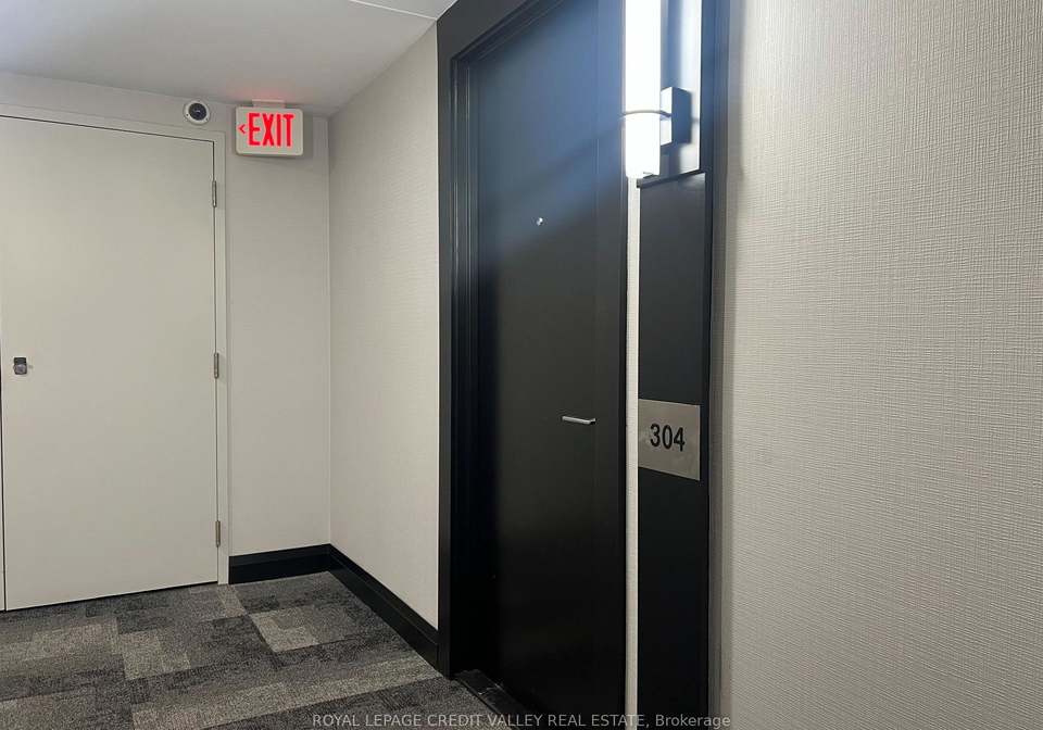 70-absolute-avenue-mississauga-ontario-w13620826