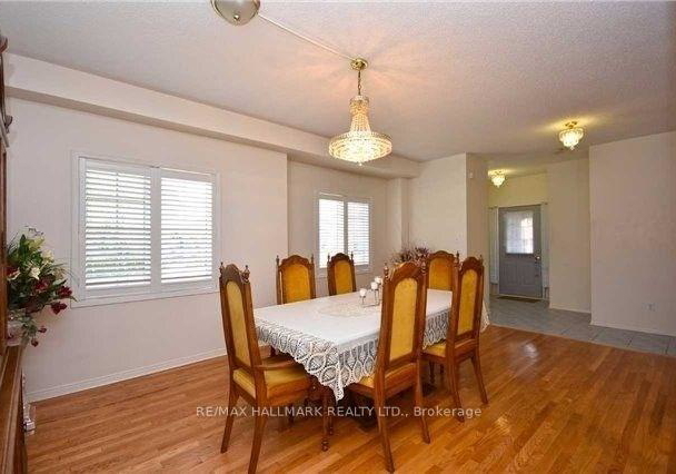 4930-southampton-drive-mississauga-ontario-w13620948