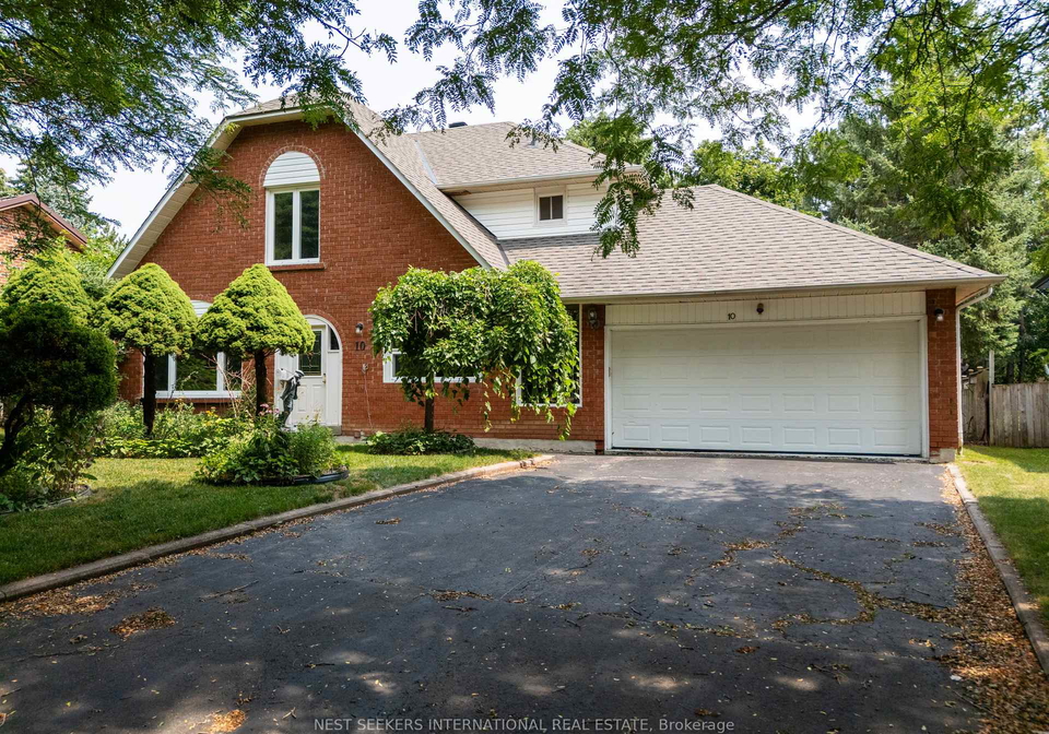 10-lennox-court-brampton-ontario-w13620990