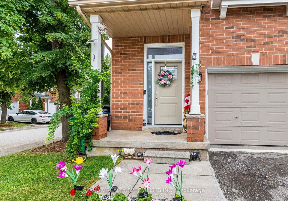 1588-south-parade-court-mississauga-ontario-w13621238