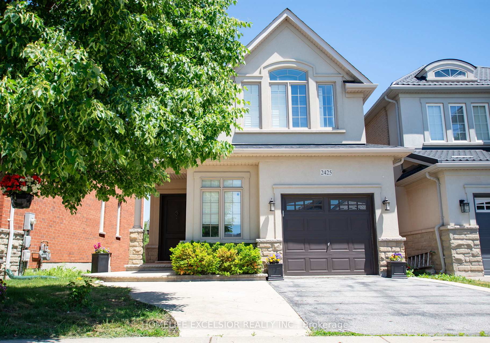 2425-quetico-crescent-oakville-ontario-w13621320